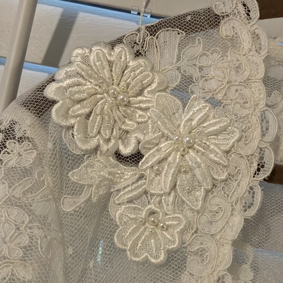 Bridal Bolero - Picture 2 of 12